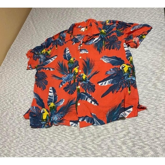 H & M Other - H&M button-up red tropical shirt with blue parrots and leaves men  XL. SKU-B669